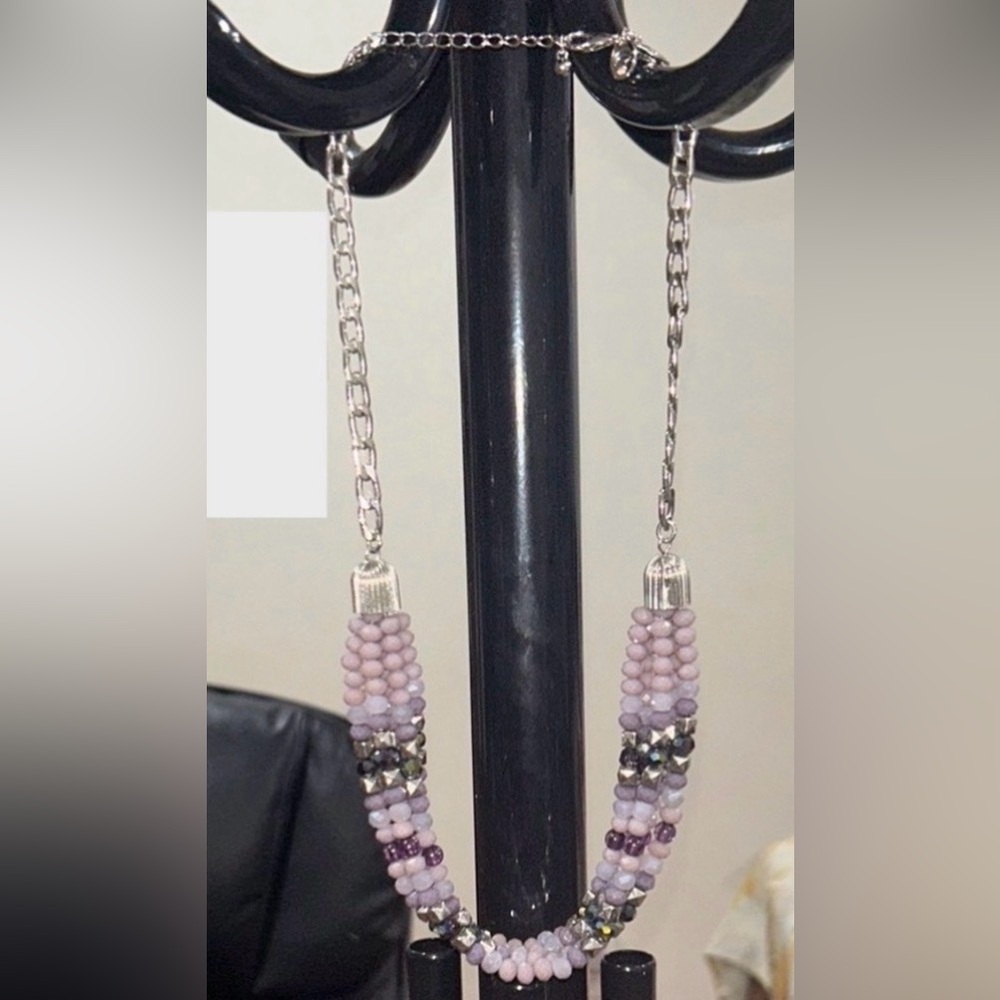 Charming Charlie Women's Necklace with Purple/Silver 5 Stranded Beads. EUC.